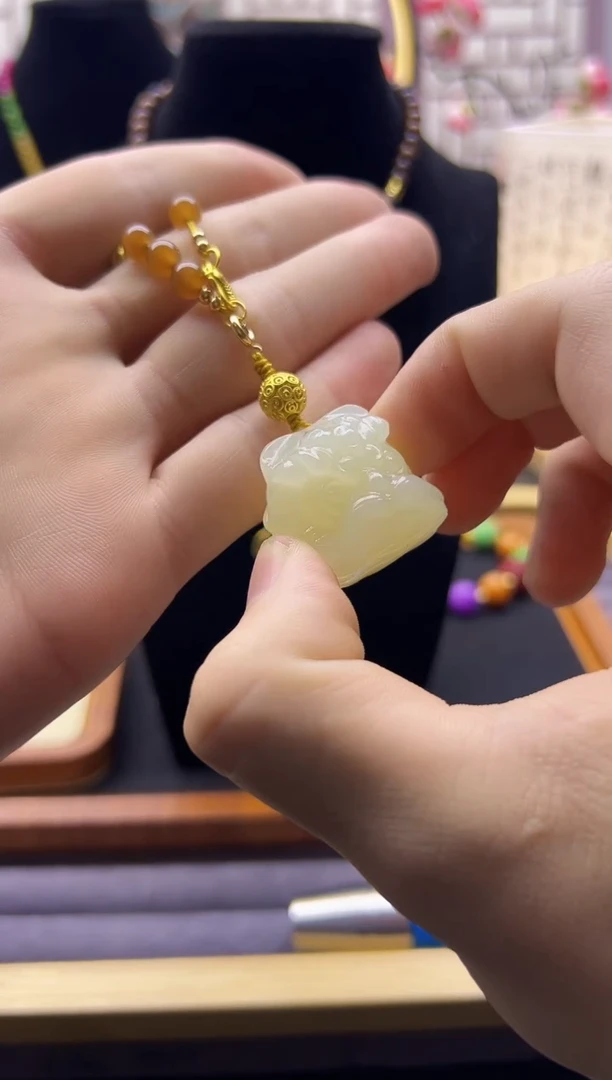 【闪购商品】和田玉颈饰14K金镶嵌X818