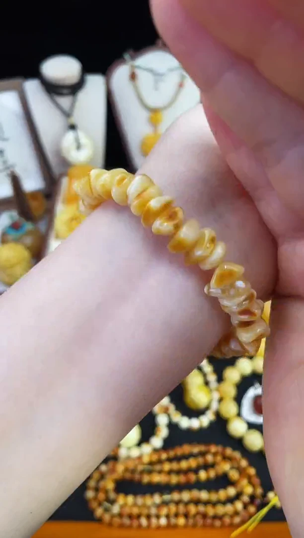 琥珀未镶嵌珠宝奇石柒月