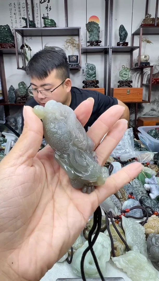 未镶嵌和田玉把件1