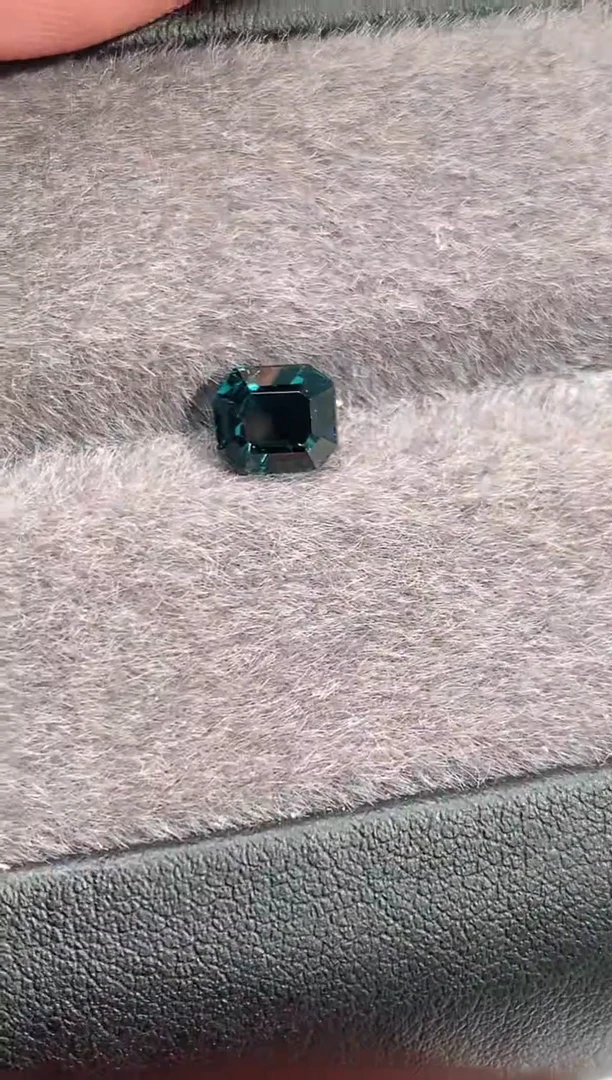 裸石尖晶石1.37-599天然尖晶石