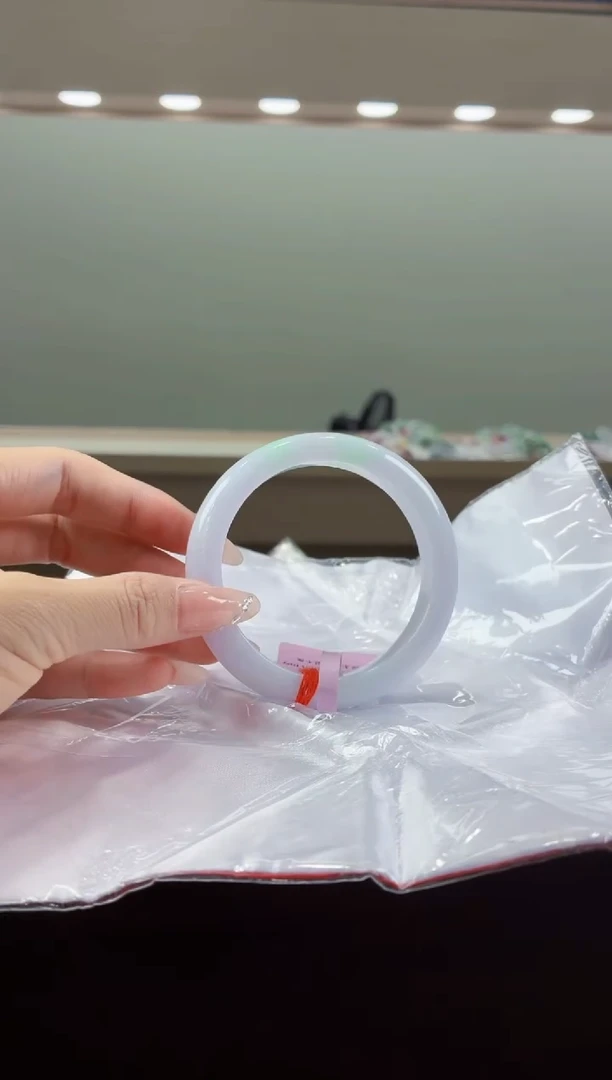 未镶嵌手镯翡翠2