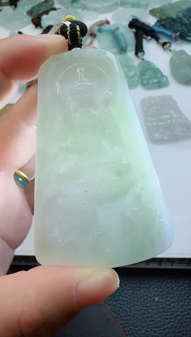 【闪购商品】翡翠颈饰未镶嵌1111111111