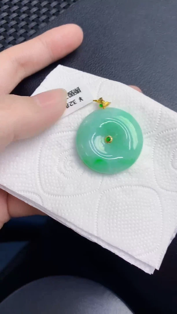 颈饰18K金镶嵌翡翠天然翡翠缅甸A货
