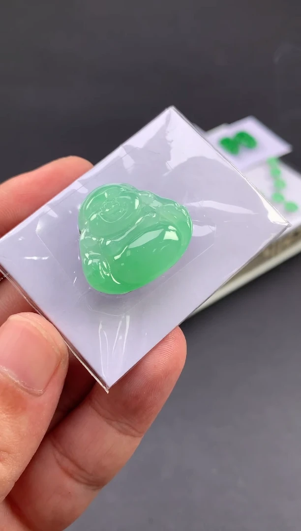 未镶嵌定制翡翠千**雪翡翠