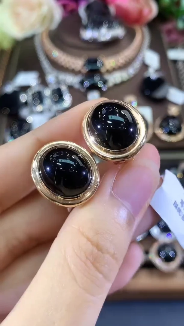 18K金镶嵌翡翠耳饰B117