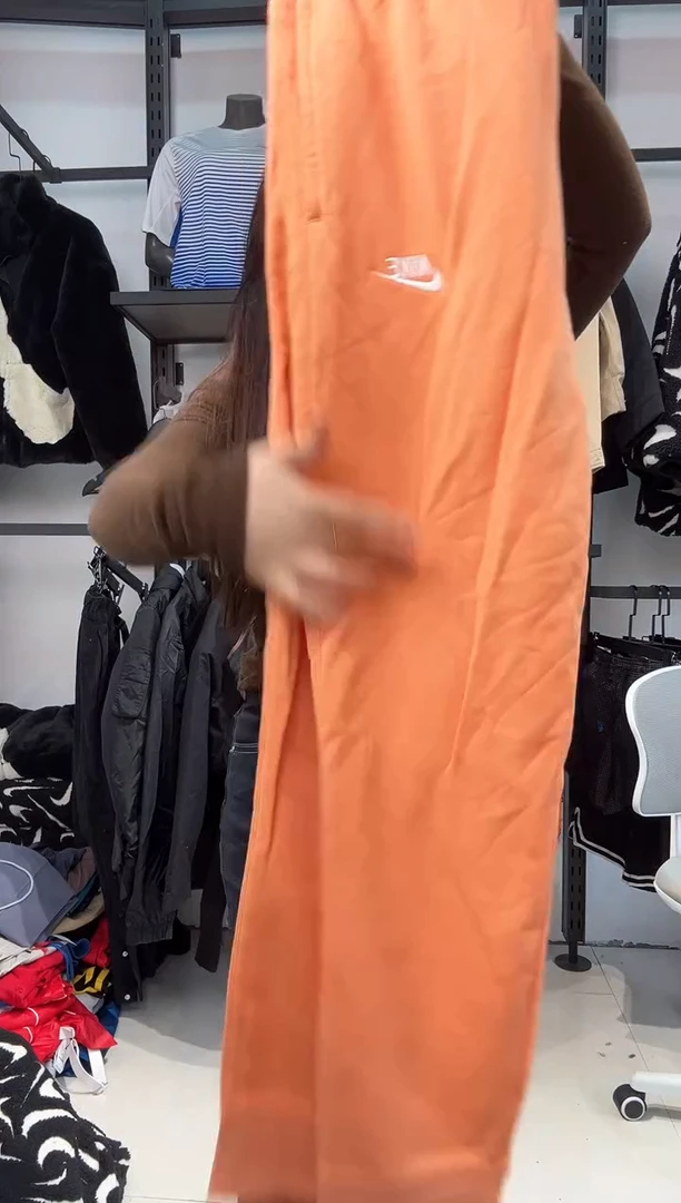 2194  编码  瑕疵直播间过款为准 尺码160 L