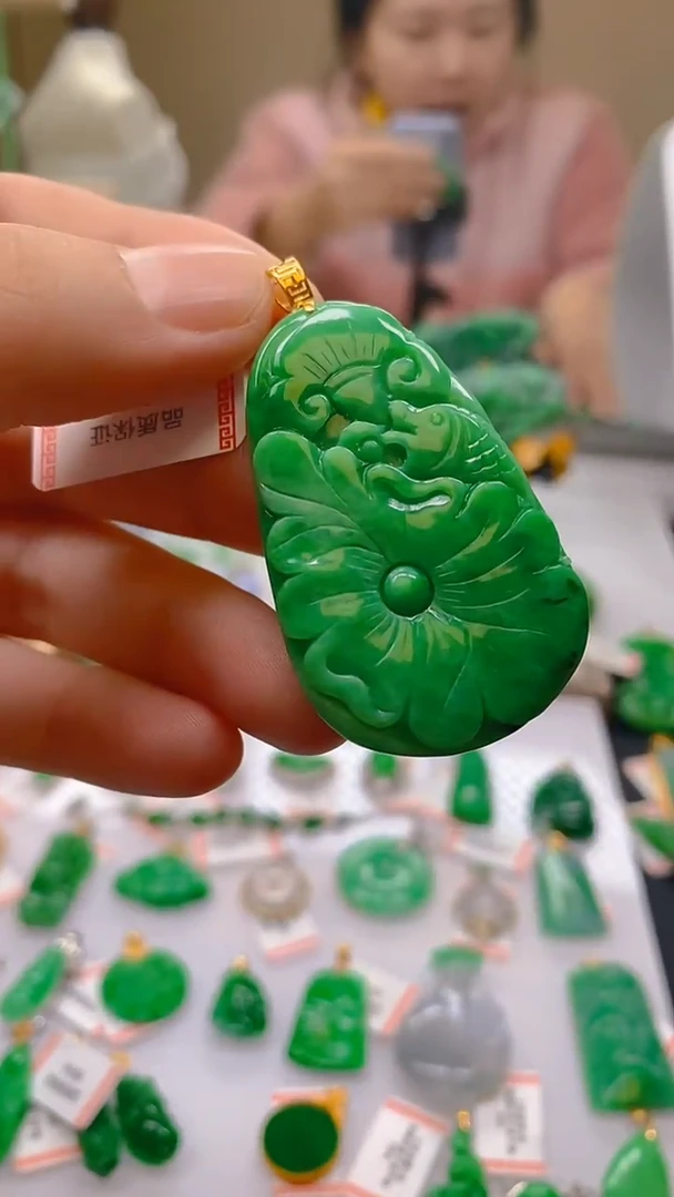 【闪购商品】翡翠颈饰18K金镶嵌新号开播，全场乱卖