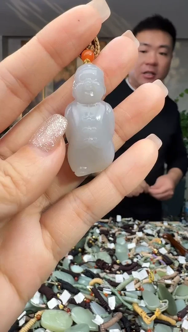 颈饰未镶嵌和田玉拍一发一