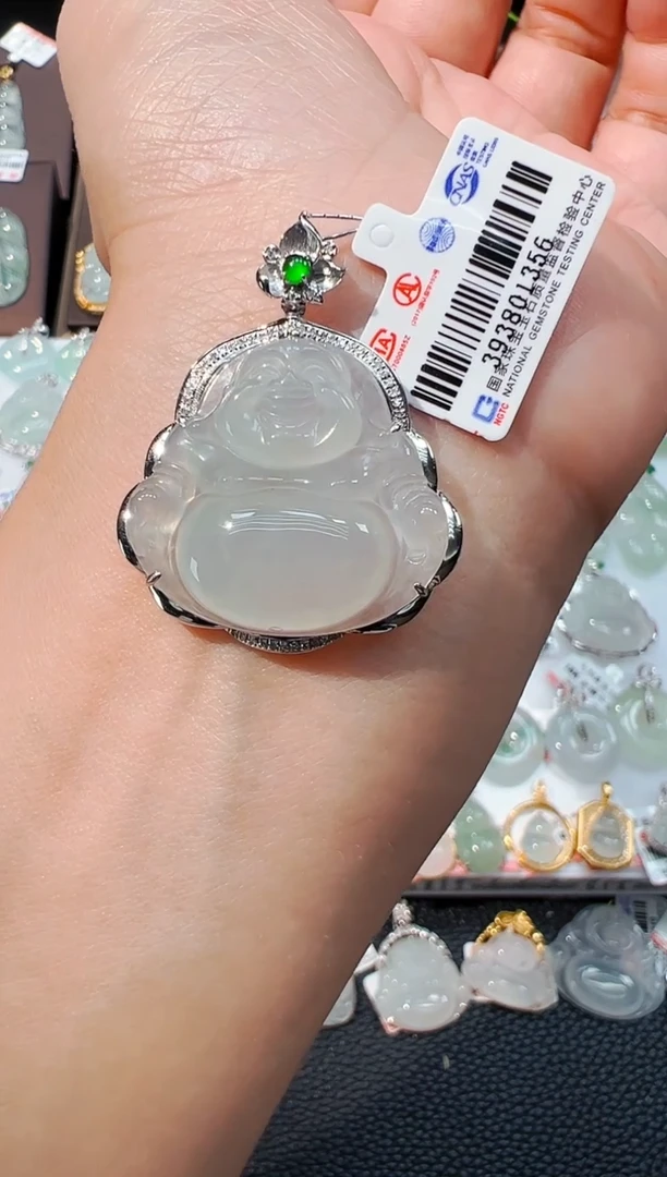 翡翠18K金镶嵌颈饰佛公吊坠1356