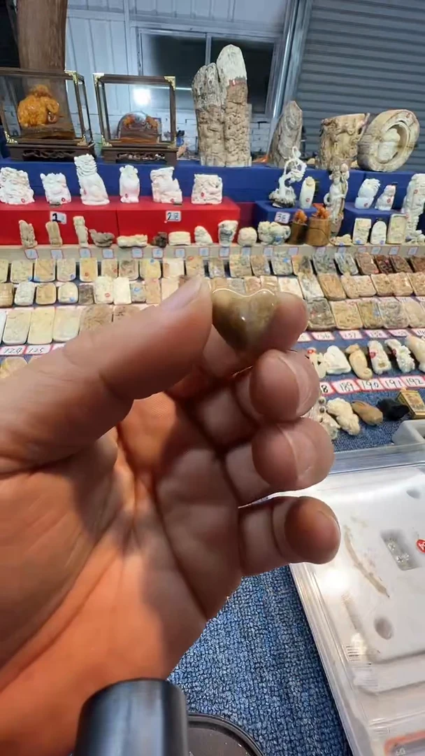 泥塑小把玩件摆件