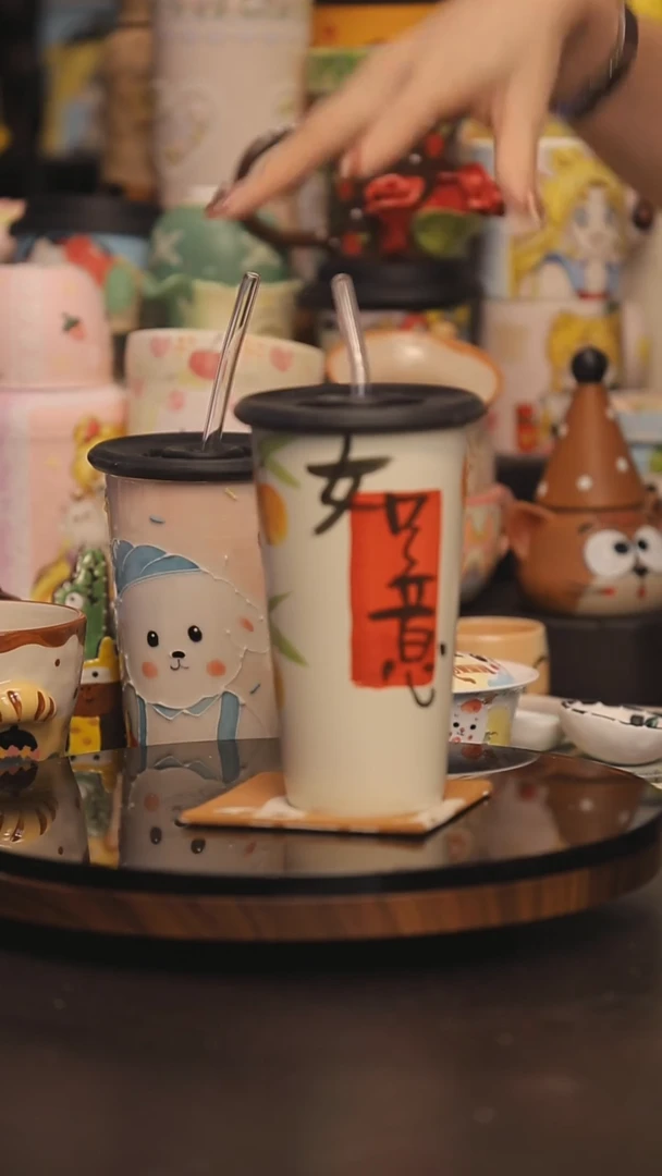 景德镇釉下彩绘设计师款式陶瓷