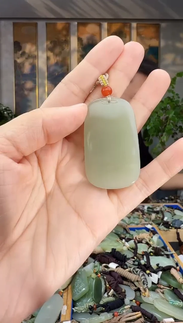 未镶嵌和田玉挂件拍一发一