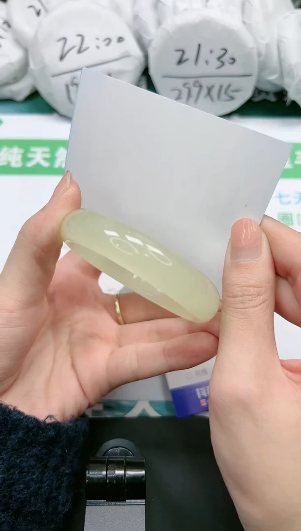 【闪购商品】石英质玉手镯未镶嵌K96-53/65