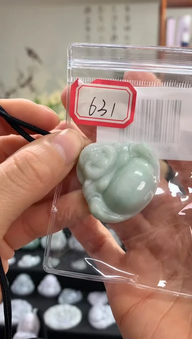 【闪购商品】翡翠颈饰未镶嵌佛公631