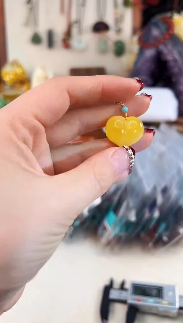 未镶嵌琥珀吊坠@@F921J019350