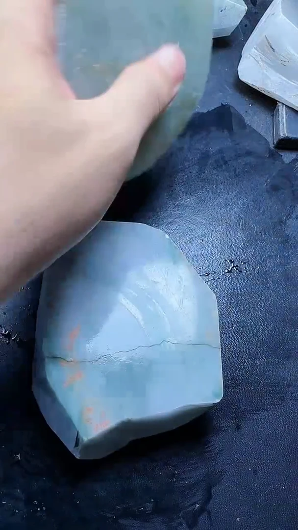 翡翠挂件未镶嵌108翡翠