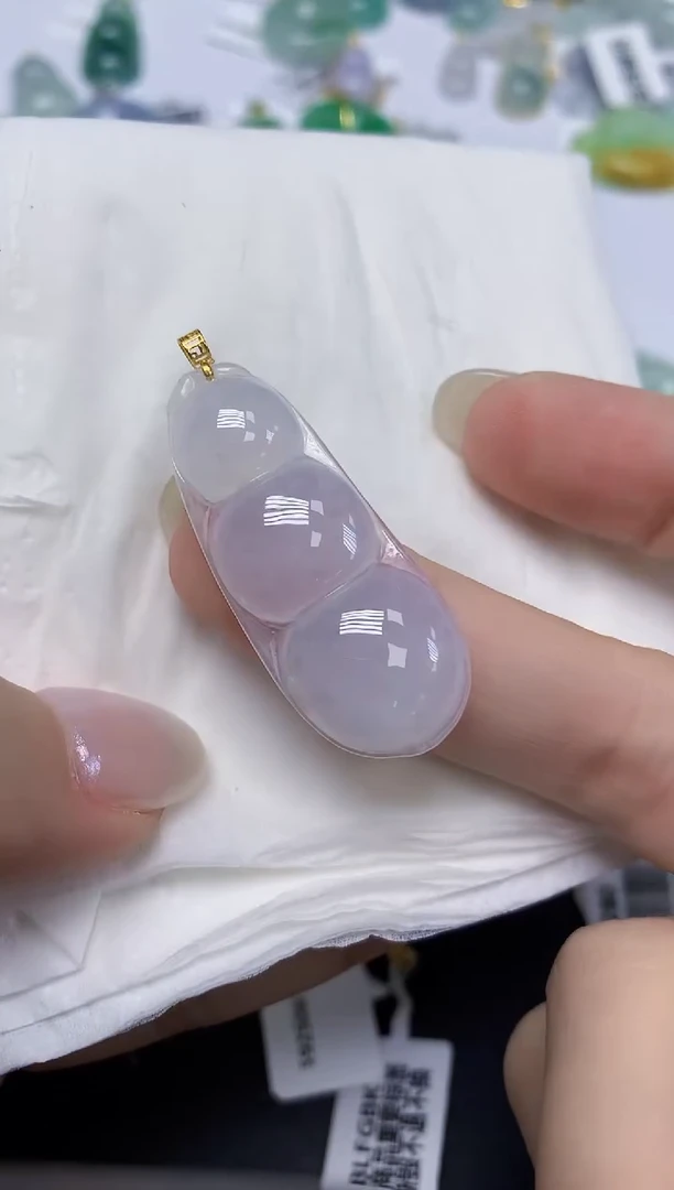 翡翠18K金镶嵌颈饰天然缅甸翡翠A货