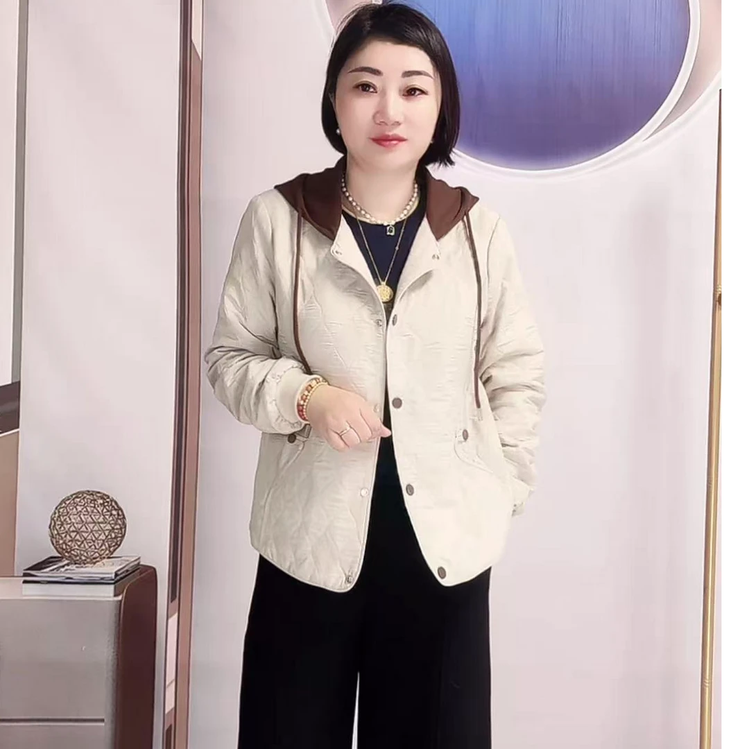 【大润】休闲连帽夹丝棉短款小外套（衣长60左右）