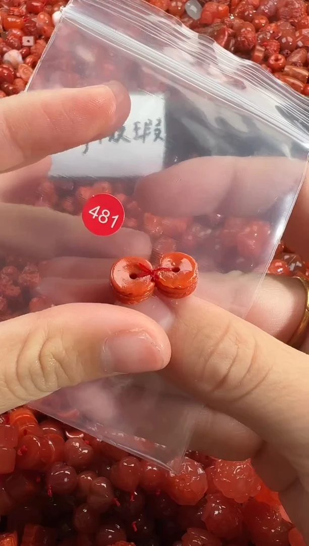 颈饰未镶嵌南红玛瑙1