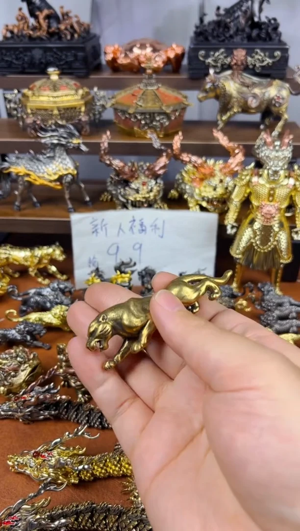 实心黄铜豹子摆件