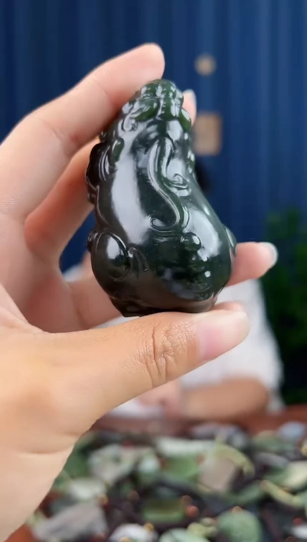 未镶嵌和田玉挂件拍一发一，