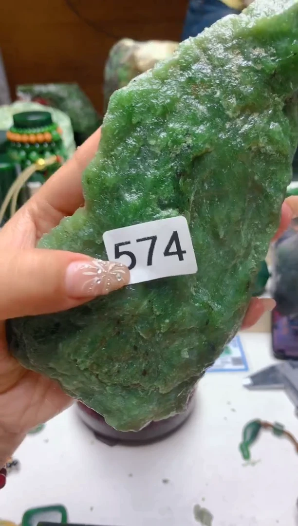 未镶嵌和田玉（碧玉）珠宝半成品0