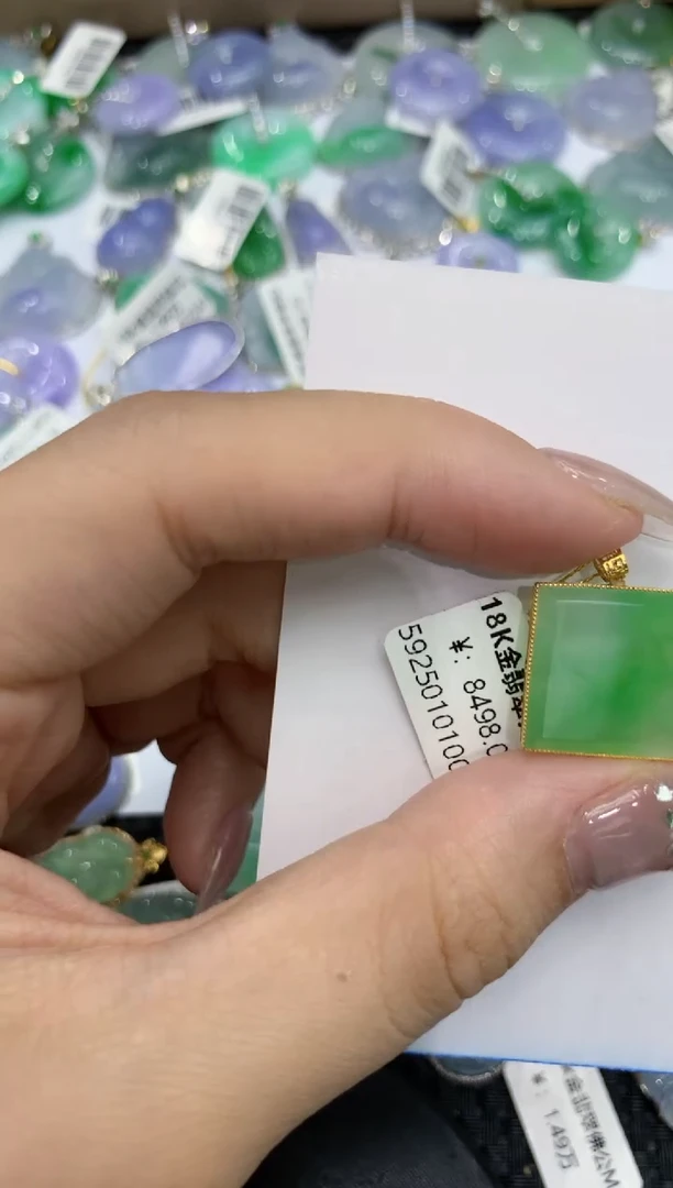【闪购商品】翡翠颈饰18K金镶嵌222222222