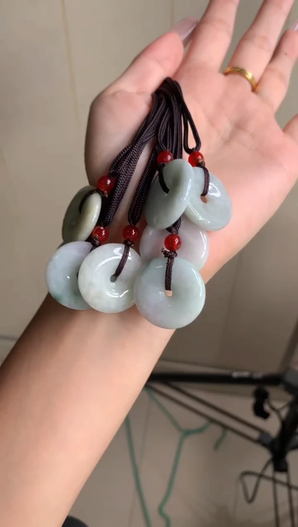 项圈未镶嵌翡翠松**布多样性发其一
