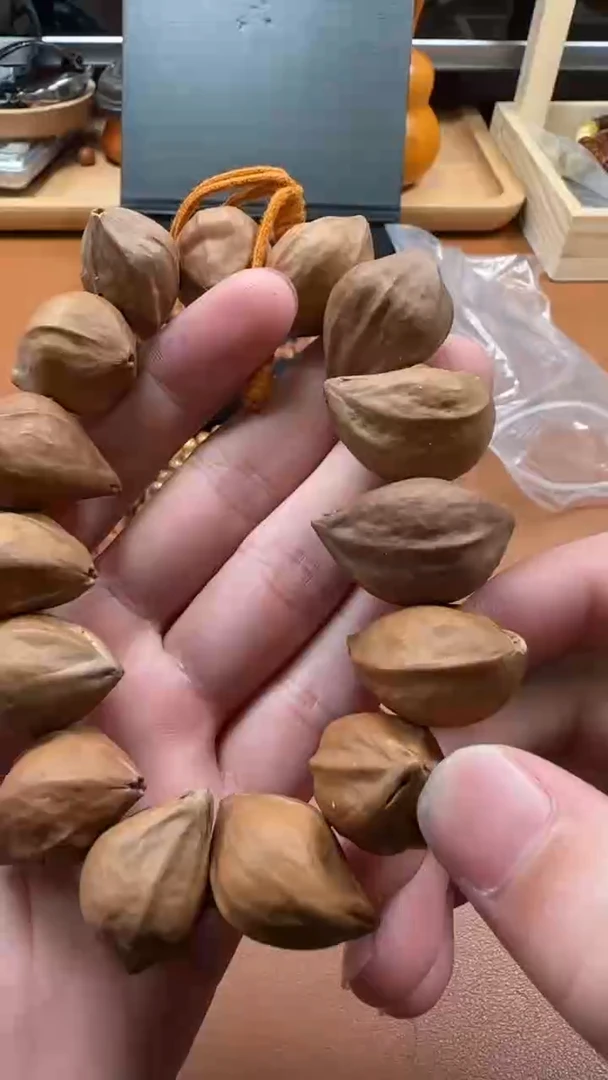 橄榄核吊坠67678