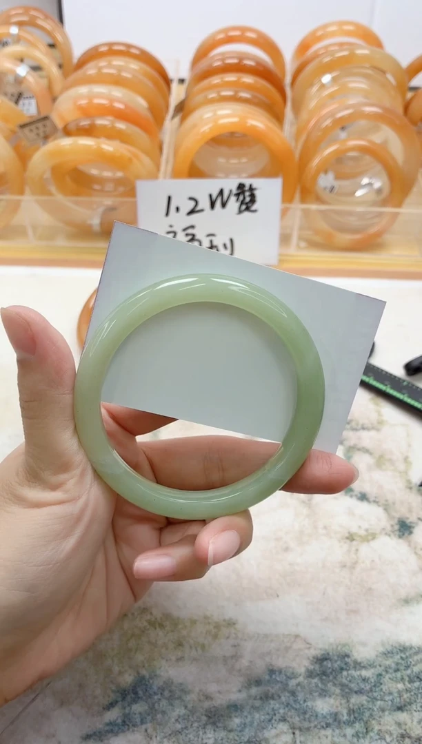 石英质玉手镯未镶嵌209/62.4