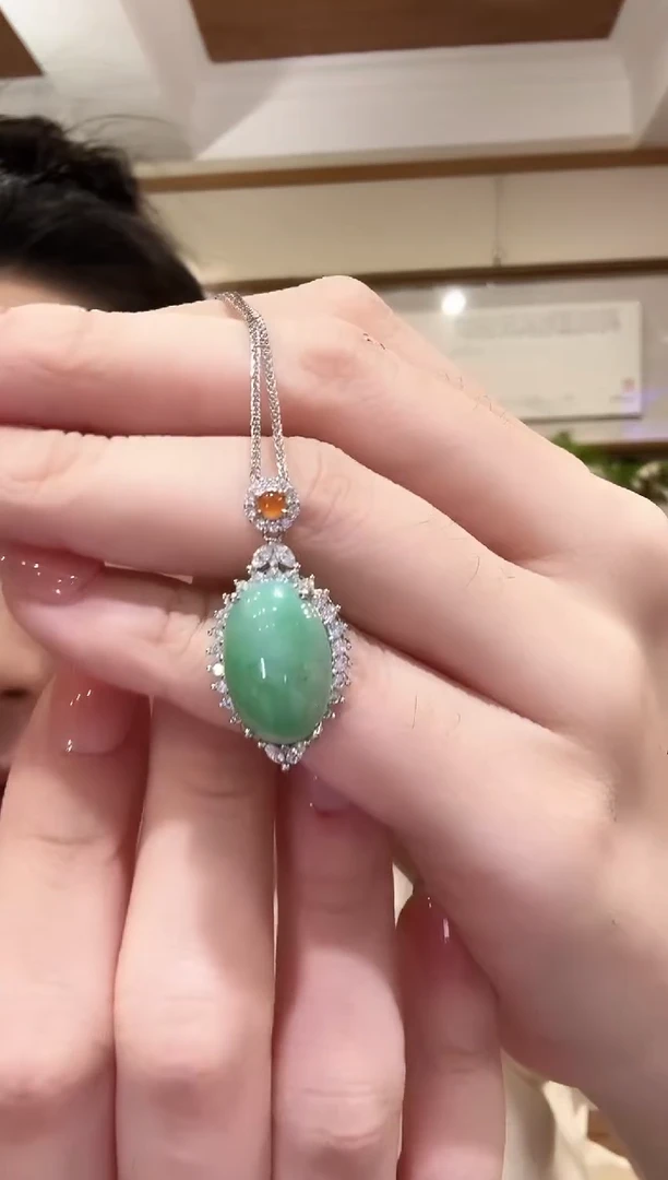 翡翠银S925镶嵌颈饰国风