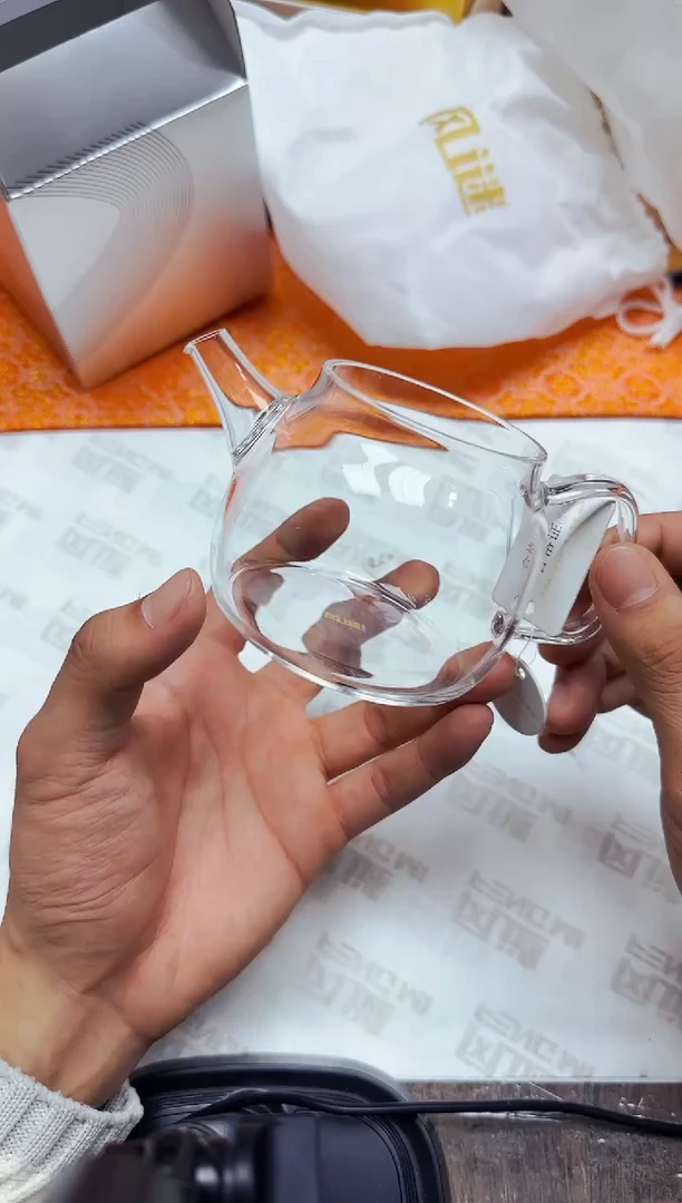 风谜·璀璨德悦壶透明