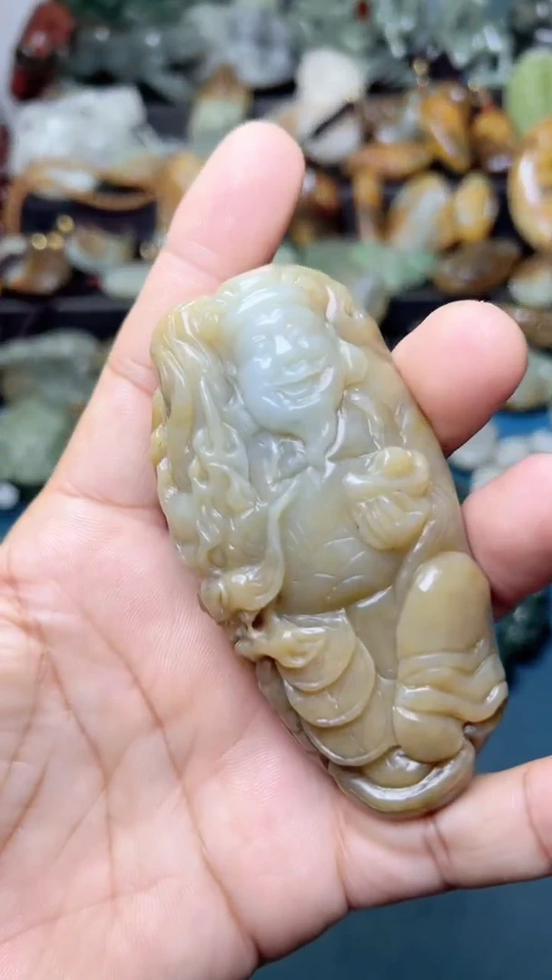 未镶嵌和田玉把件-