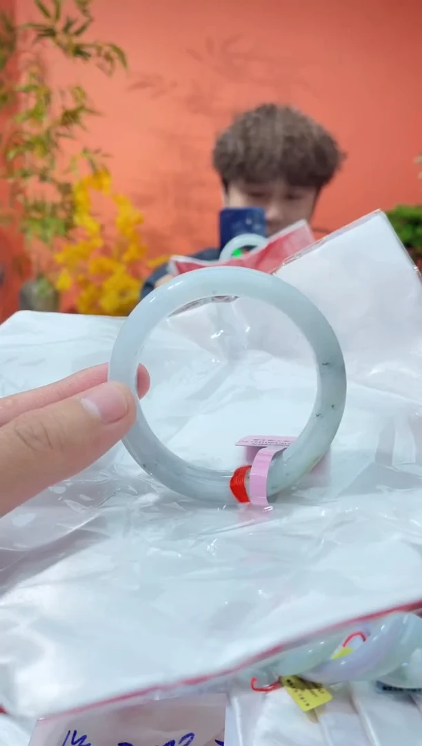 未镶嵌手镯翡翠3