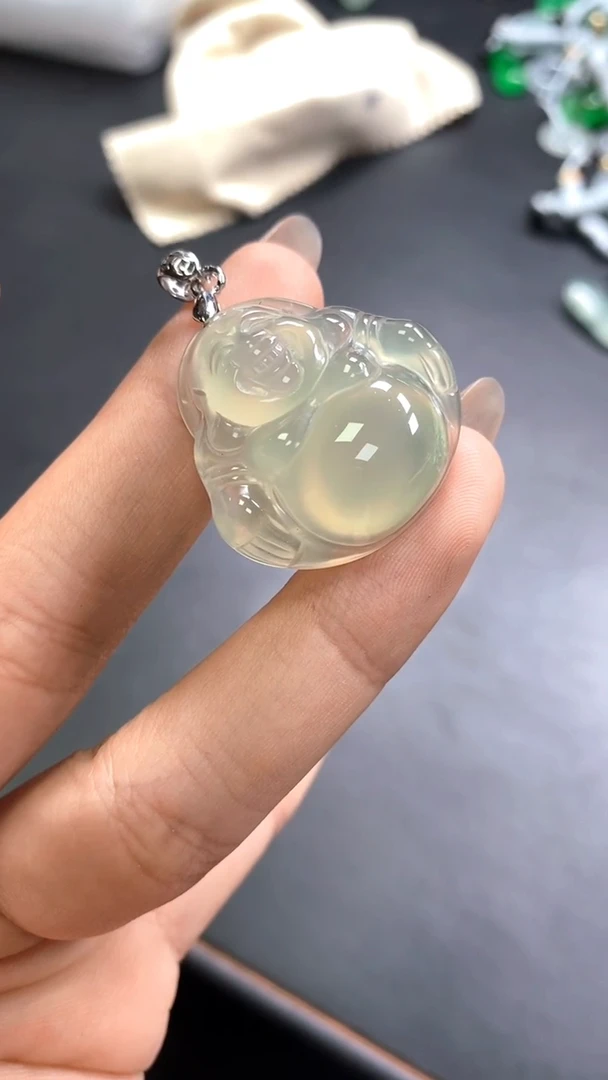 颈饰未镶嵌翡翠(配扣头多样性发其一）19