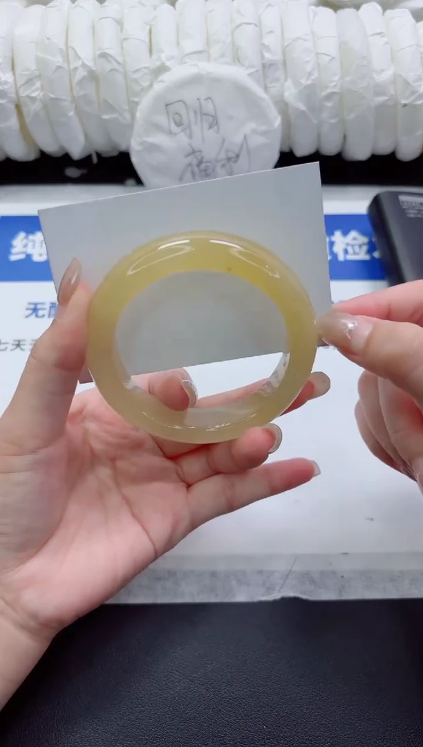 未镶嵌手镯石英质玉A03-56.5
