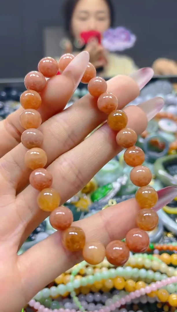 颈饰未镶嵌翡翠7MM/S/翡翠A货，一件也是批发价