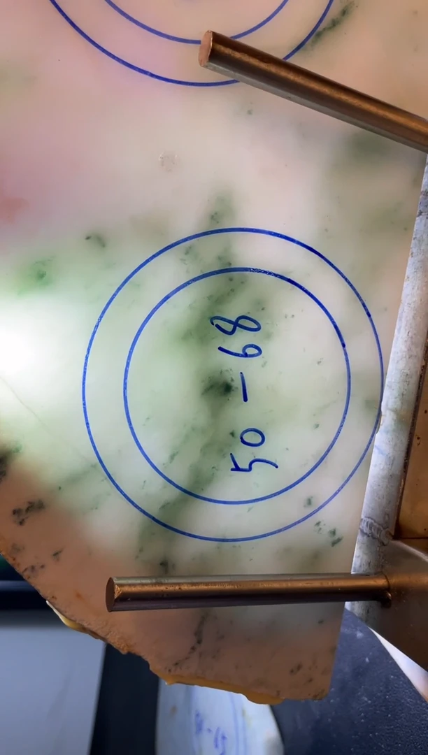 未镶嵌翡翠定制翡翠翻*娃翡翠