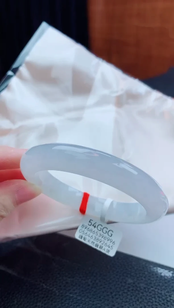 翡翠手镯未镶嵌缅甸天然翡翠A货手镯