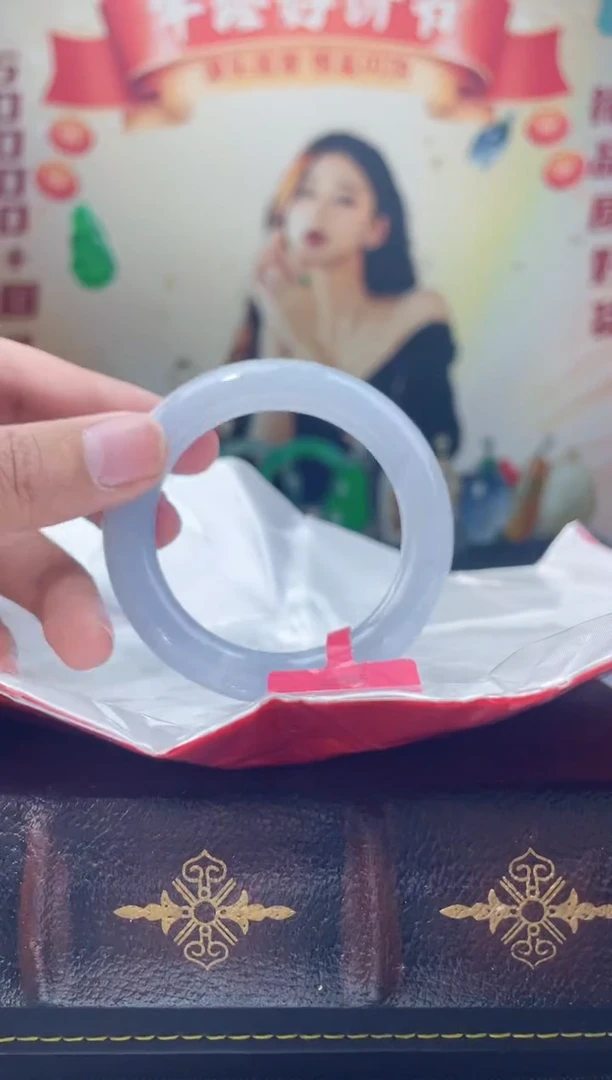 【闪购商品】翡翠手镯未镶嵌6手镯