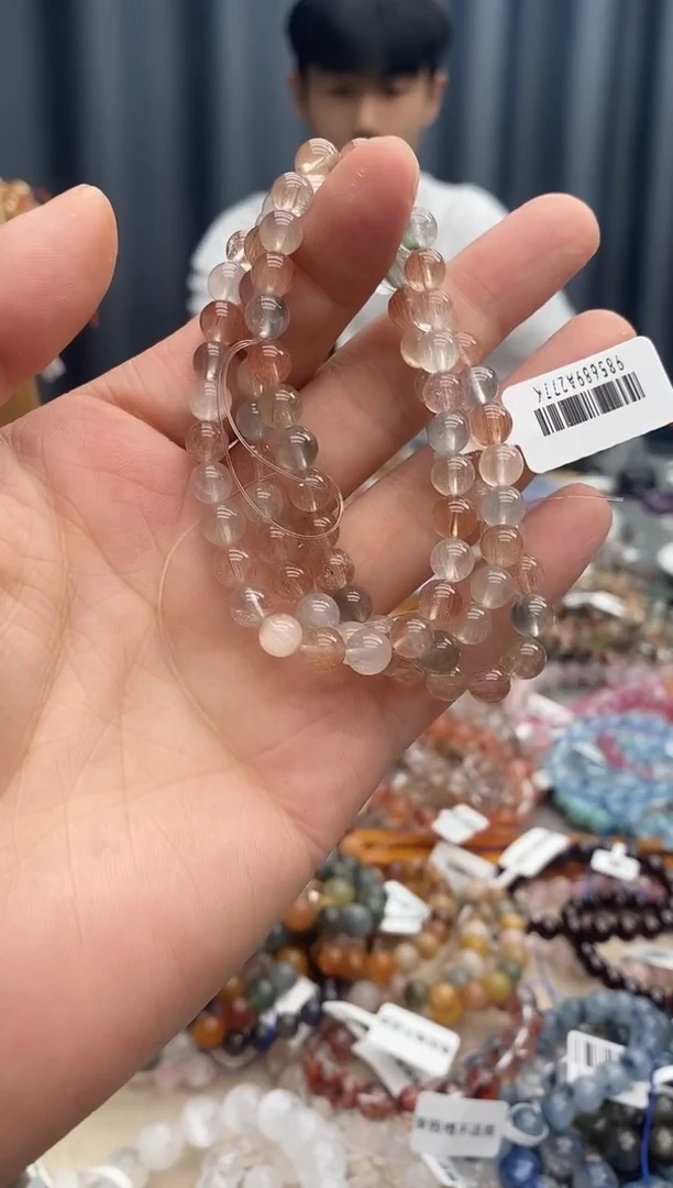 水晶手链未镶嵌是**哟彩兔毛