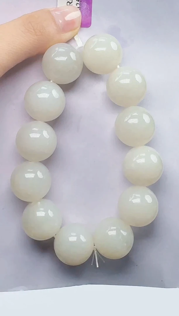 定制和田玉玉见匠心甄选天然和田玉（拍一发一）