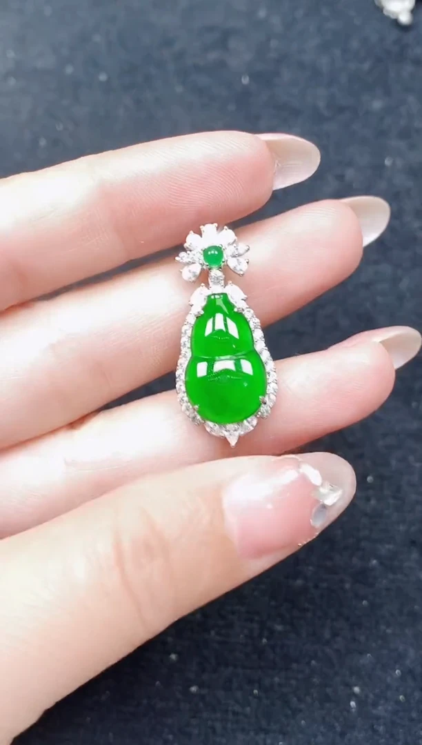 颈饰未镶嵌翡翠天然A货翡翠 保A保真