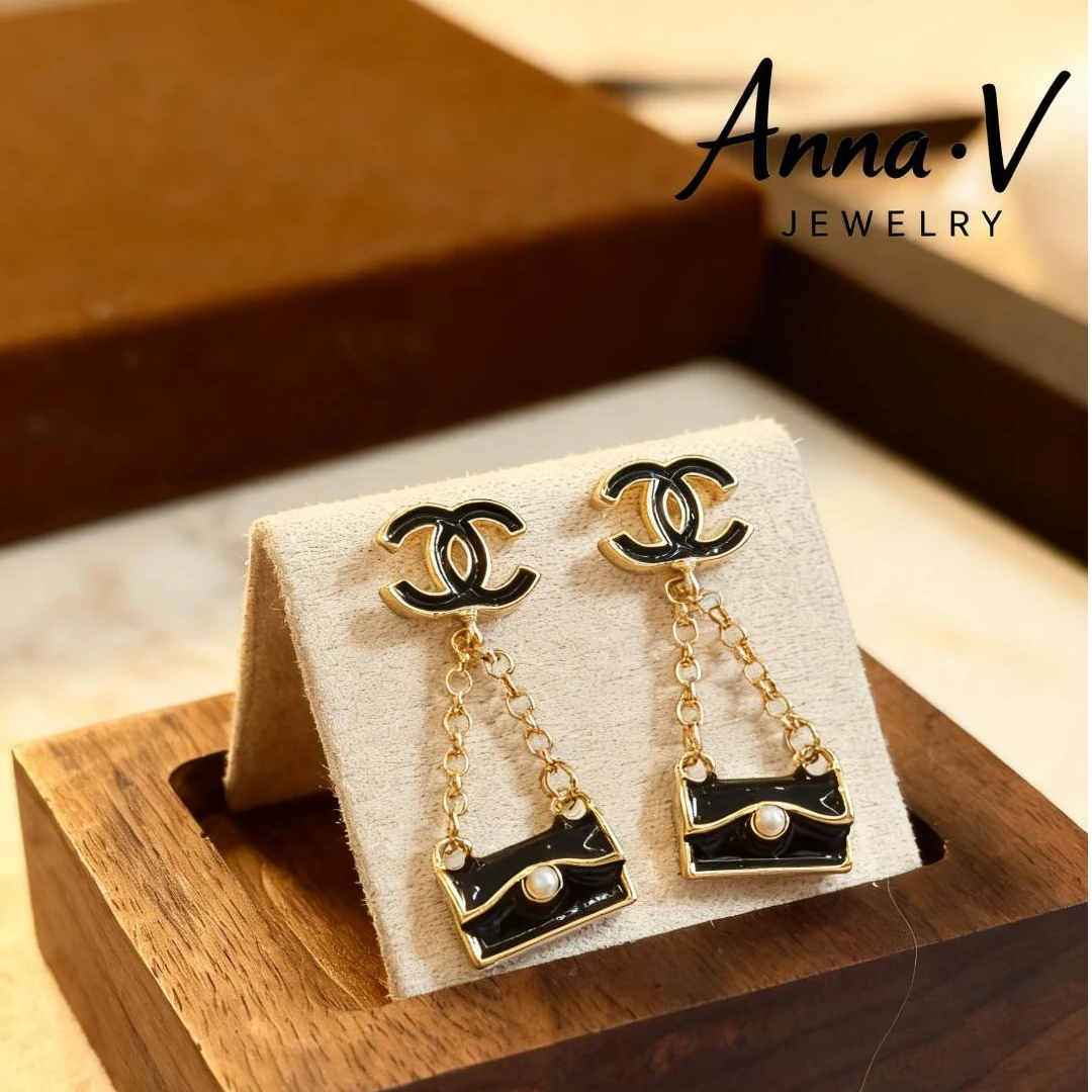 铜合金仿珍珠耳饰 AnnaV 法式香奶气质小黑包耳环 E0808