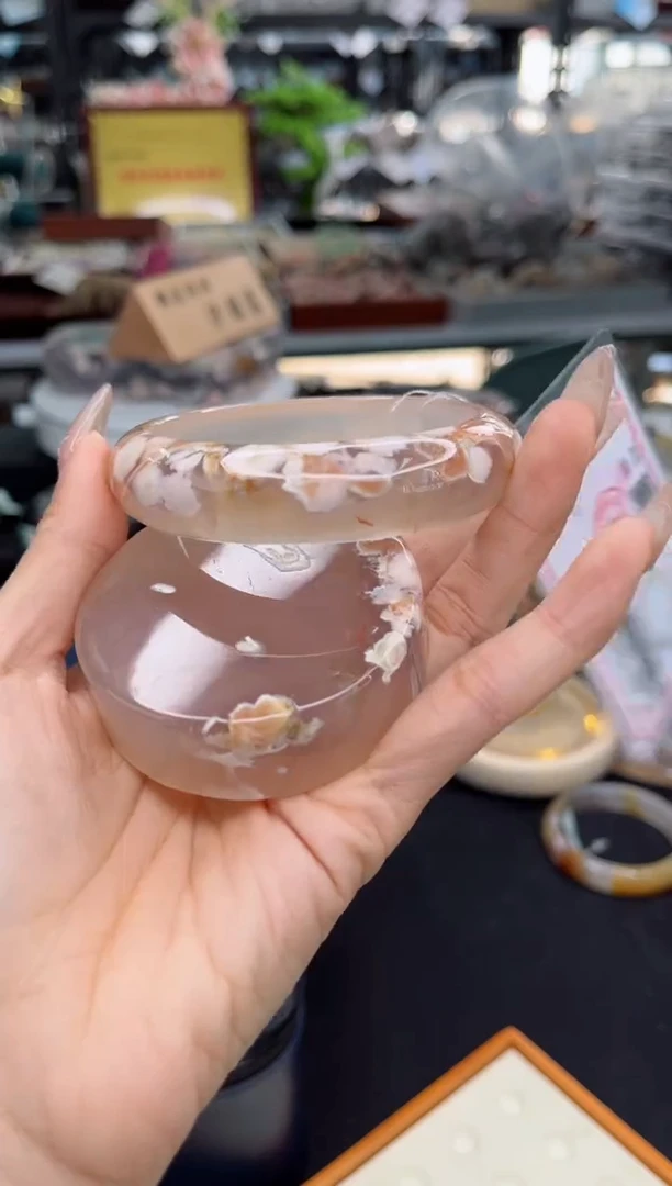 【闪购商品】石英质玉手镯未镶嵌63圈口（赠品镯心）6215815