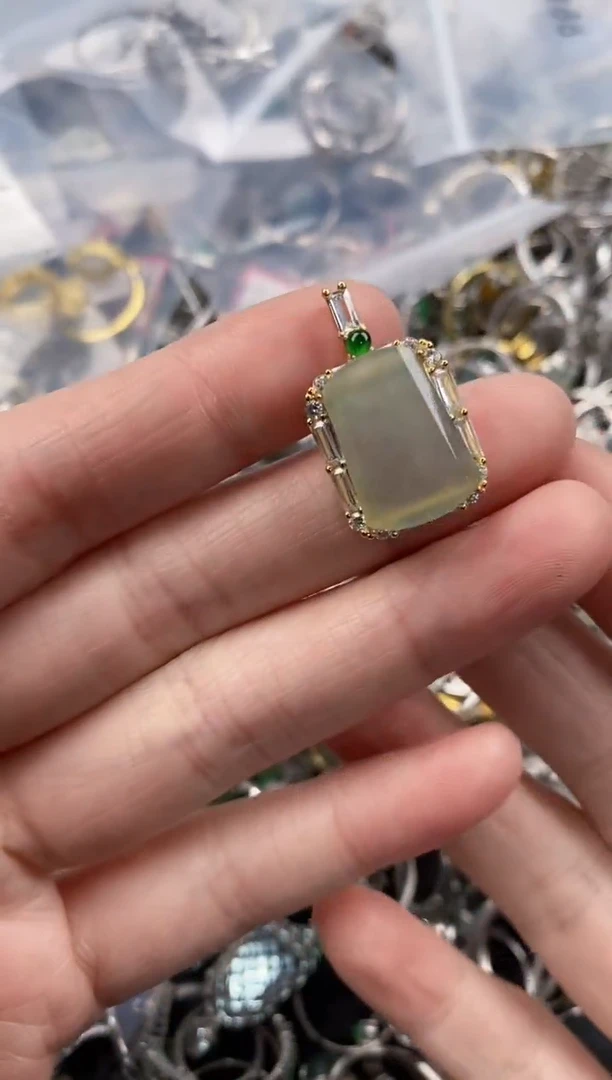 银S925镶嵌戒指翡翠444              9