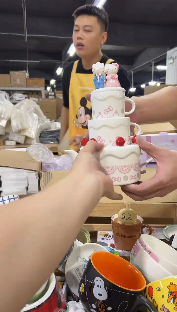 瓷片原盒kt猫结婚茶壶套组