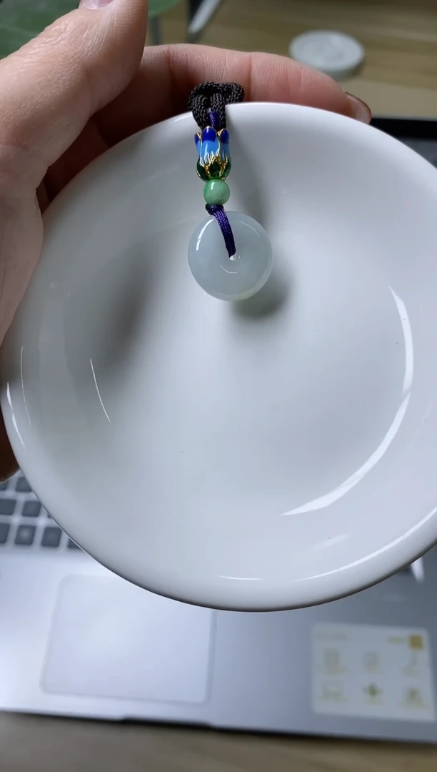 【闪购商品】翡翠颈饰未镶嵌天然缅甸翡翠A货随型挂件