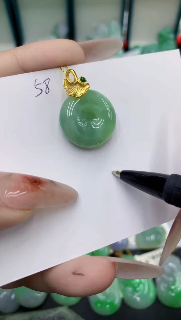 翡翠未镶嵌颈饰号链接111111111