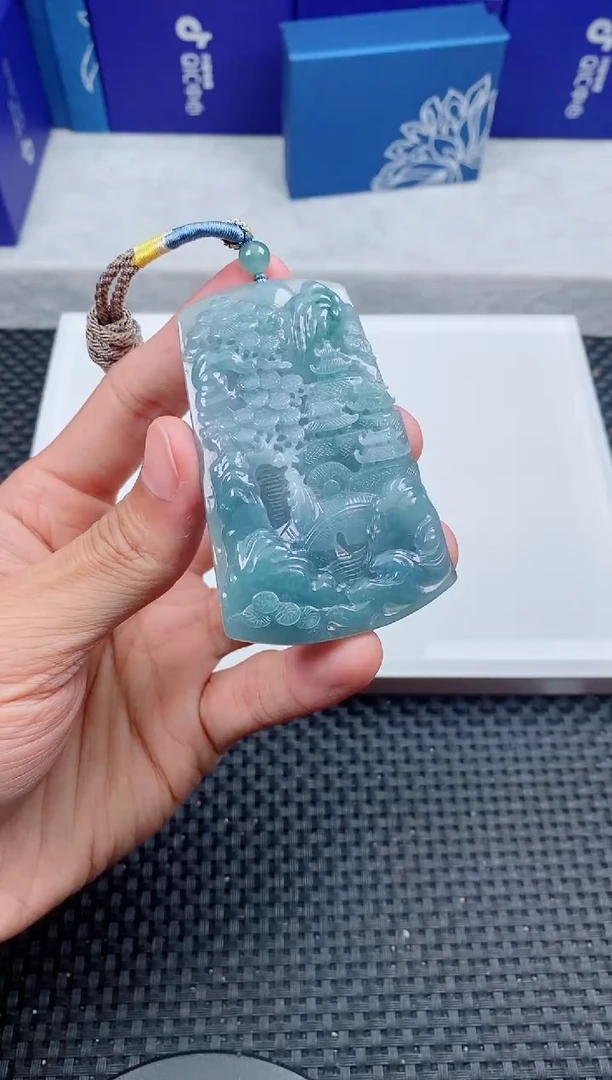 翡翠未镶嵌颈饰111111111